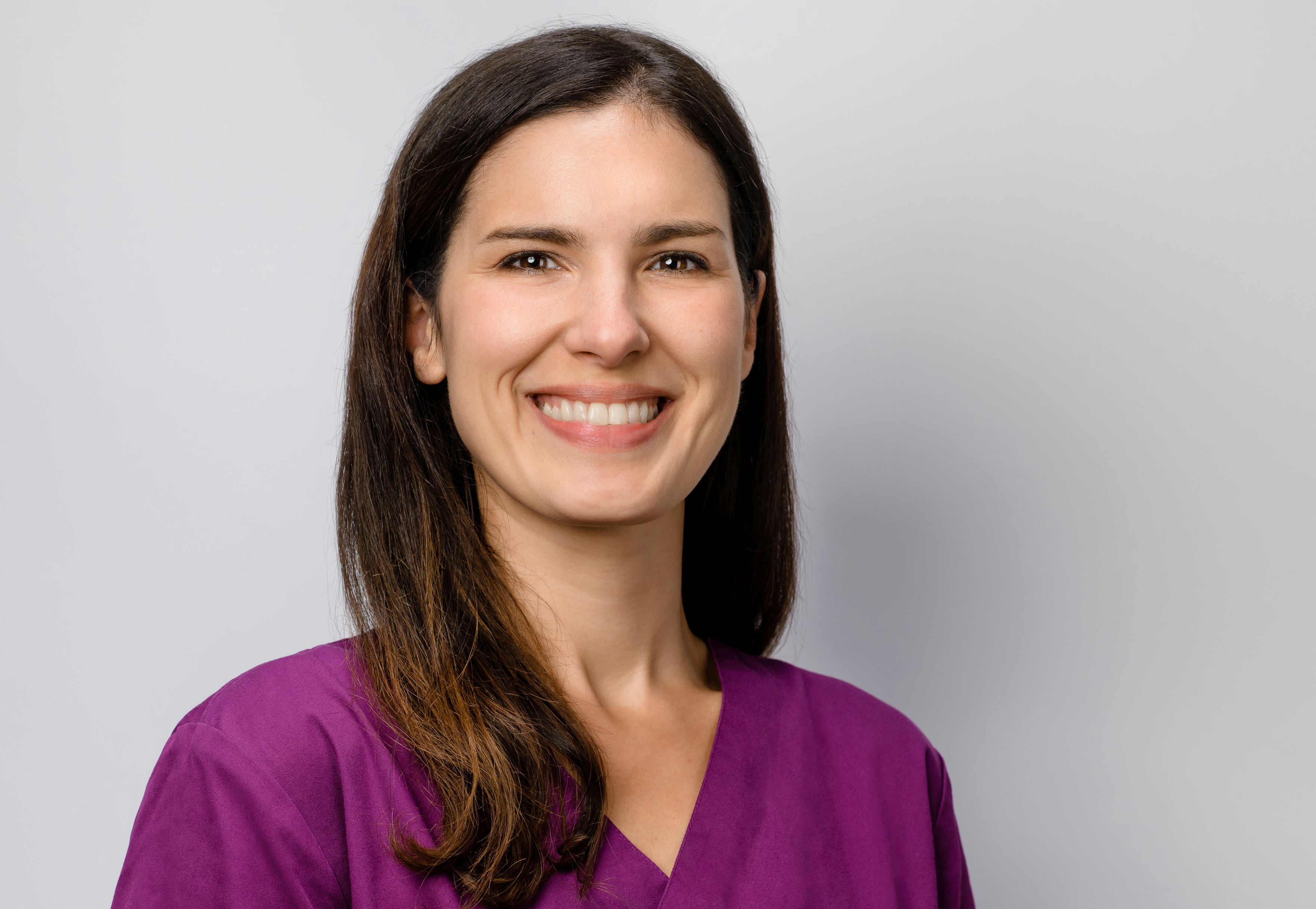 dr anne hausmann 1500x100px